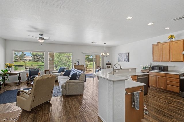 7681 Songster Street, North Las Vegas, NV 89084