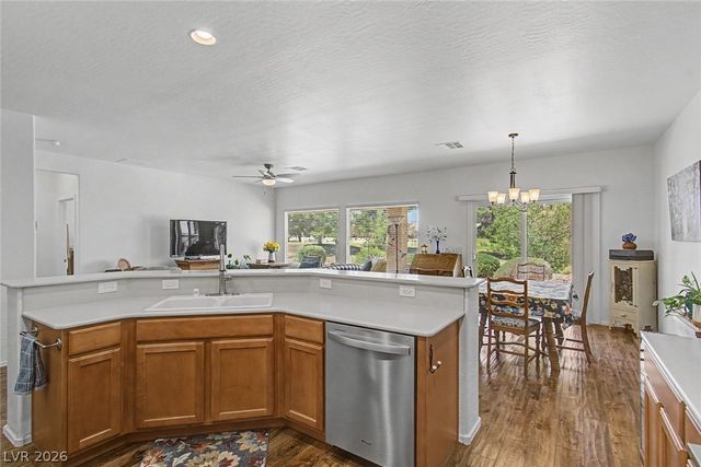 7681 Songster Street, North Las Vegas, NV 89084