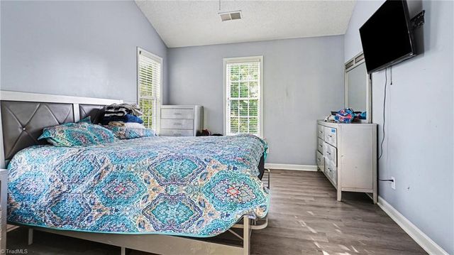 1515 Klompen Road, Kernersville, NC 27284