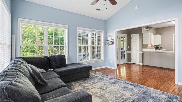 1515 Klompen Road, Kernersville, NC 27284