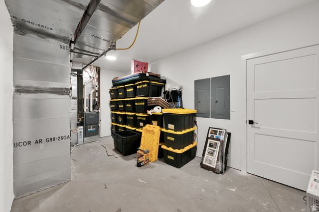 14253 S JEMMA DR, Bluffdale, UT 84065