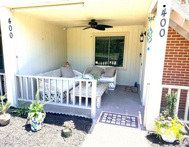 400 Rosewood Ct, Louisville, KY 40223