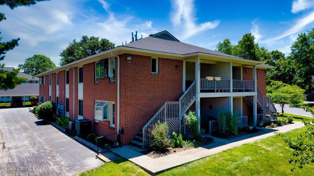 400 Rosewood Ct, Louisville, KY 40223