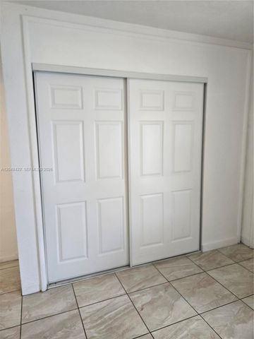 400 SW 21st Ave 3, Miami, FL 33135