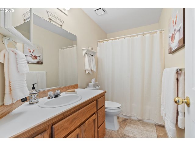 12908 Se 129TH Ct, Happy Valley, OR 97086