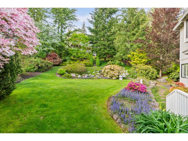 12908 Se 129TH Ct, Happy Valley, OR 97086