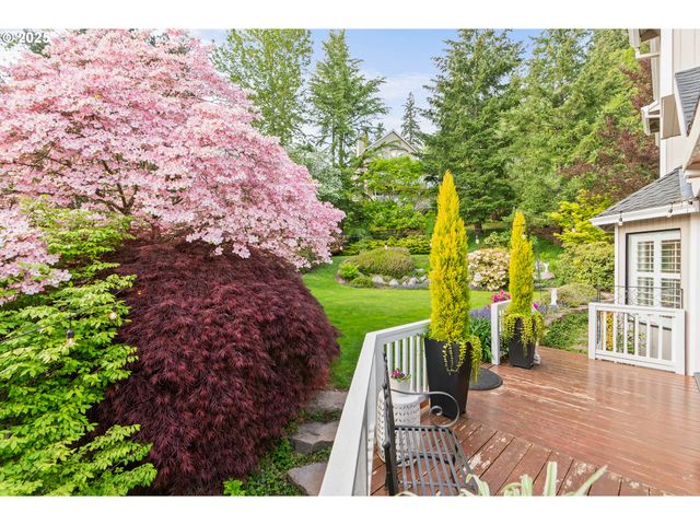 12908 Se 129TH Ct, Happy Valley, OR 97086