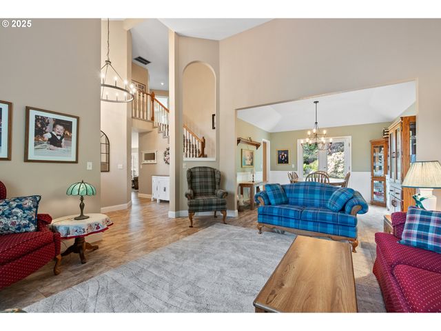12908 Se 129TH Ct, Happy Valley, OR 97086