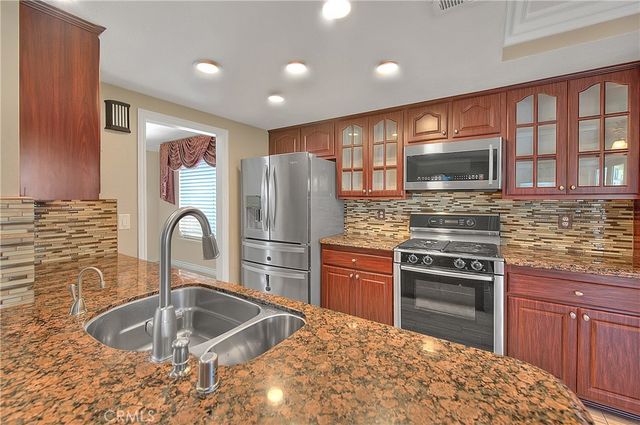 1239 Mallorca, Upland, CA 91784