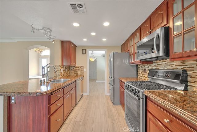 1239 Mallorca, Upland, CA 91784