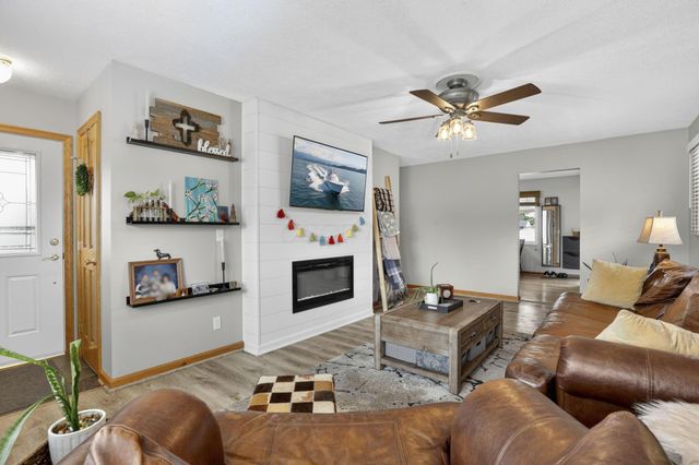 2587 Dartmoor Road, Grove City, OH 43123