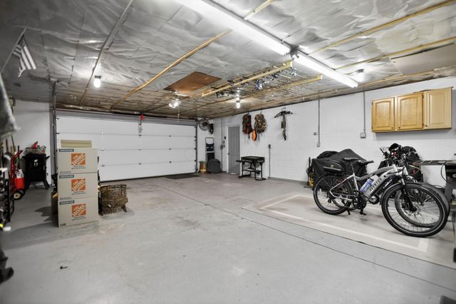 2587 Dartmoor Road, Grove City, OH 43123