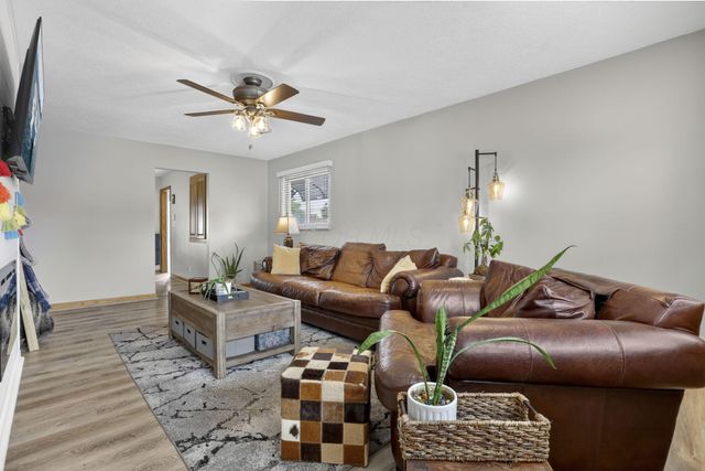2587 Dartmoor Road, Grove City, OH 43123