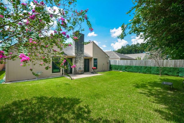 9514 Tarragon Lane, Houston, TX 77036