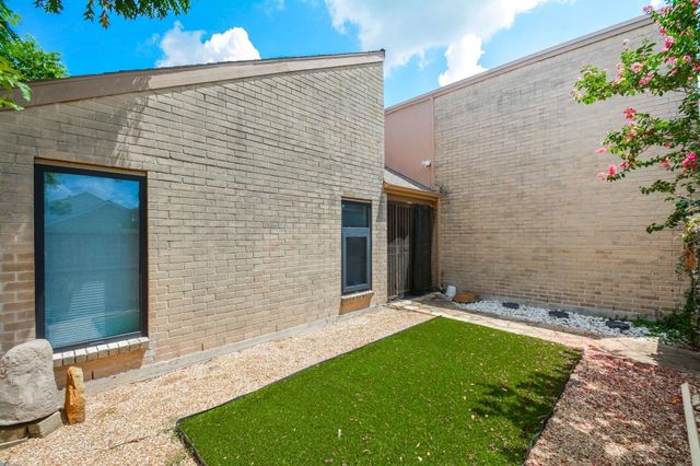 9514 Tarragon Lane, Houston, TX 77036