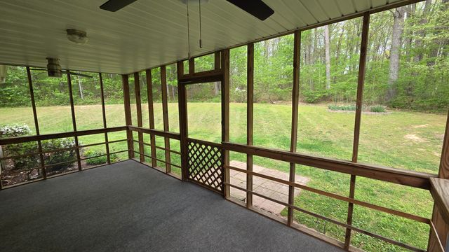 141 Ponderosa Drive, London, KY 40741
