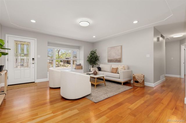 984 E 7th Avenue, Broomfield, CO 80020