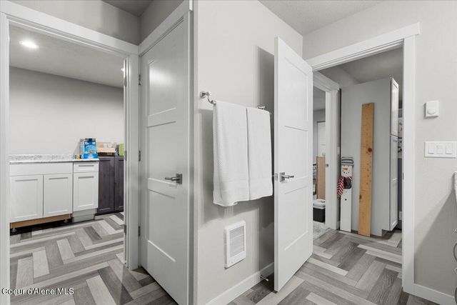 172 Wyatt Lane, Spirit Lake, ID 83869