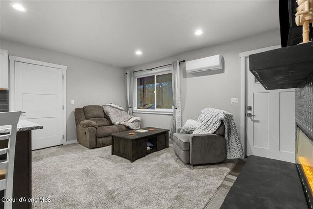 172 Wyatt Lane, Spirit Lake, ID 83869