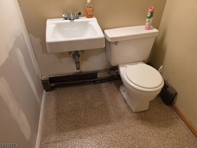 162 Rutgers Pl, Clifton City, NJ 07013
