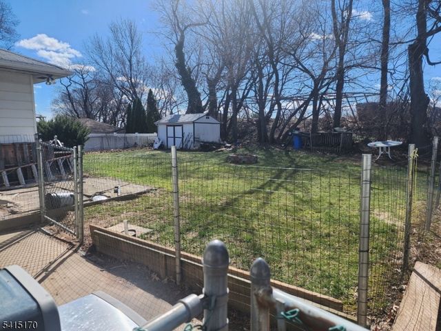 162 Rutgers Pl, Clifton City, NJ 07013