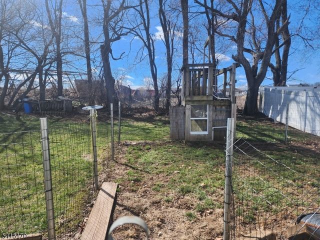 162 Rutgers Pl, Clifton City, NJ 07013