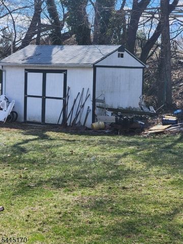 162 Rutgers Pl, Clifton City, NJ 07013