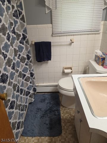 162 Rutgers Pl, Clifton City, NJ 07013
