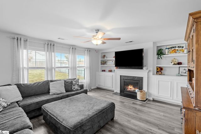 204 Callongton Drive, Piedmont, SC 29673