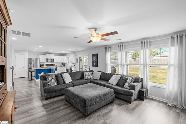 204 Callongton Drive, Piedmont, SC 29673