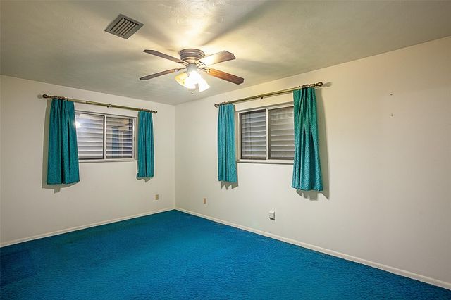 15853 Phend Road, Hamshire, TX 77622