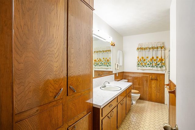 15853 Phend Road, Hamshire, TX 77622