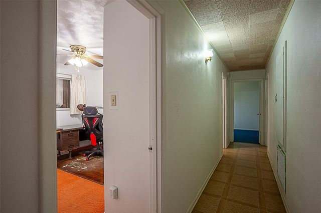 15853 Phend Road, Hamshire, TX 77622