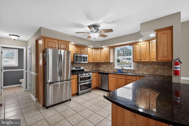 740 CARPENTER ST, Glassboro, NJ 08028