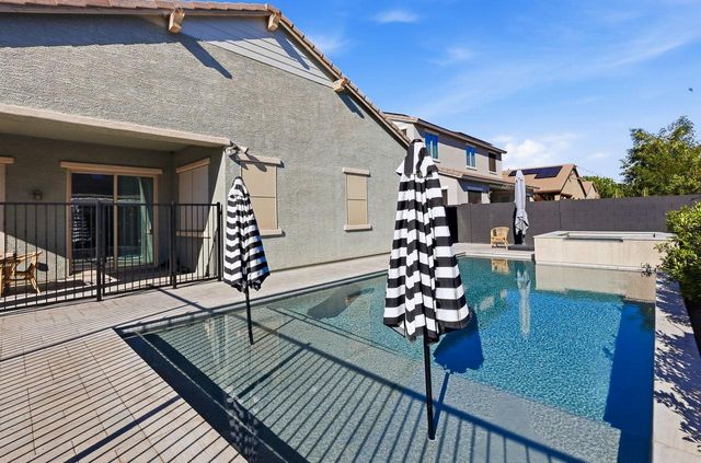 4073 E Weather Vane Road, Gilbert, AZ 85296