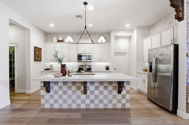 4073 E Weather Vane Road, Gilbert, AZ 85296