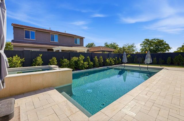 4073 E Weather Vane Road, Gilbert, AZ 85296