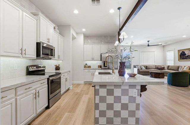 4073 E Weather Vane Road, Gilbert, AZ 85296