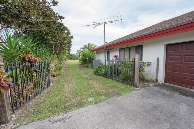 27111 SW 155th Ave, Homestead, FL 33032