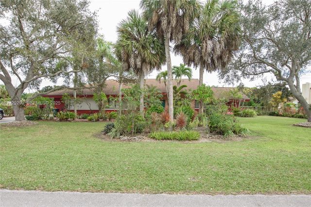 27111 SW 155th Ave, Homestead, FL 33032