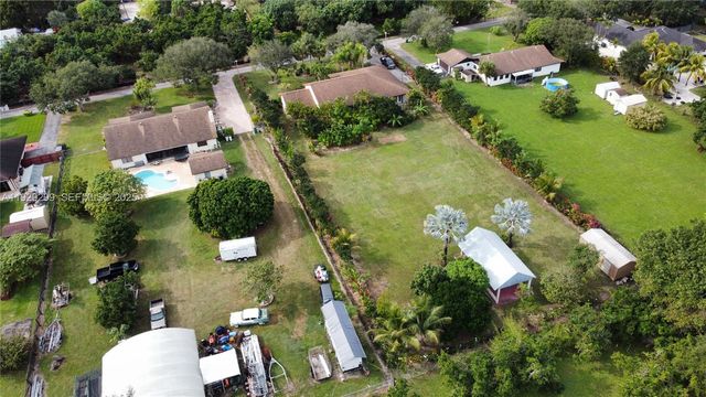27111 SW 155th Ave, Homestead, FL 33032