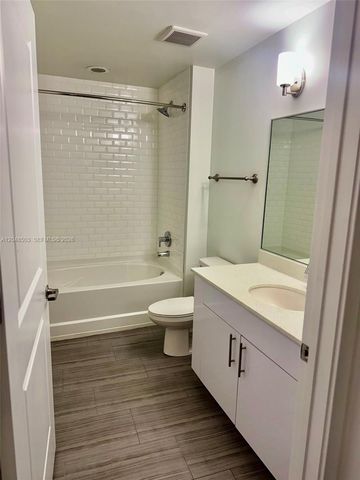 1776 Polk Street 517, Hollywood, FL 33020