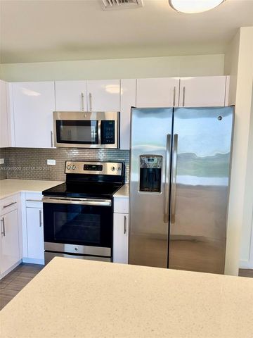 1776 Polk Street 517, Hollywood, FL 33020