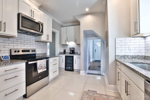 1534 Dixmont Avenue, Cincinnati, OH 45207