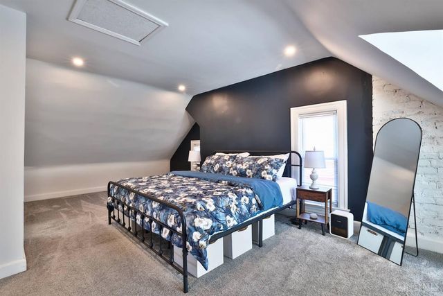 1534 Dixmont Avenue, Cincinnati, OH 45207