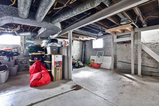 1534 Dixmont Avenue, Cincinnati, OH 45207