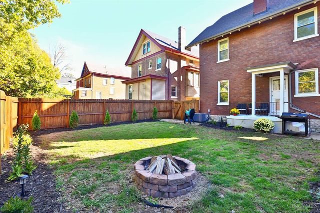 1534 Dixmont Avenue, Cincinnati, OH 45207