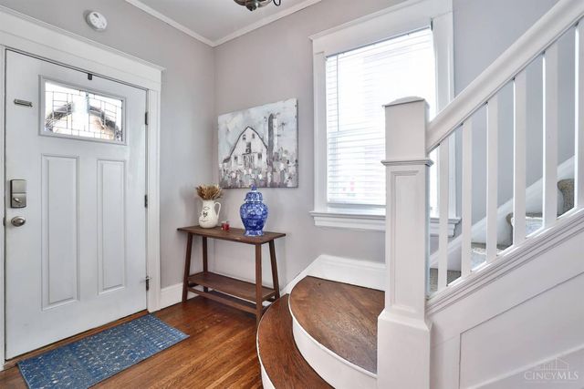 1534 Dixmont Avenue, Cincinnati, OH 45207