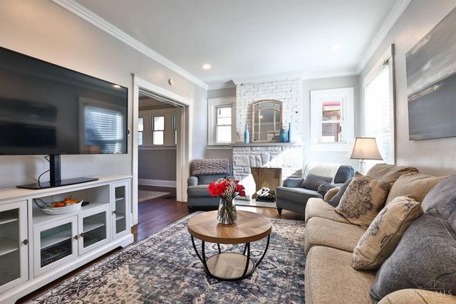 1534 Dixmont Avenue, Cincinnati, OH 45207