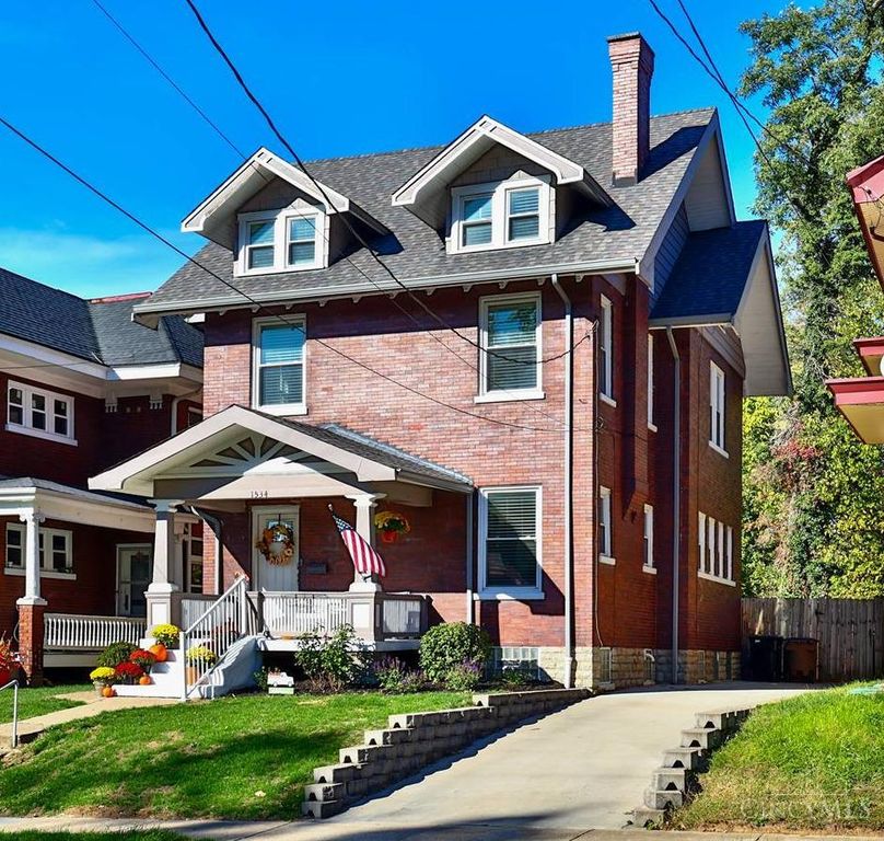 1534 Dixmont Avenue, Cincinnati, OH 45207